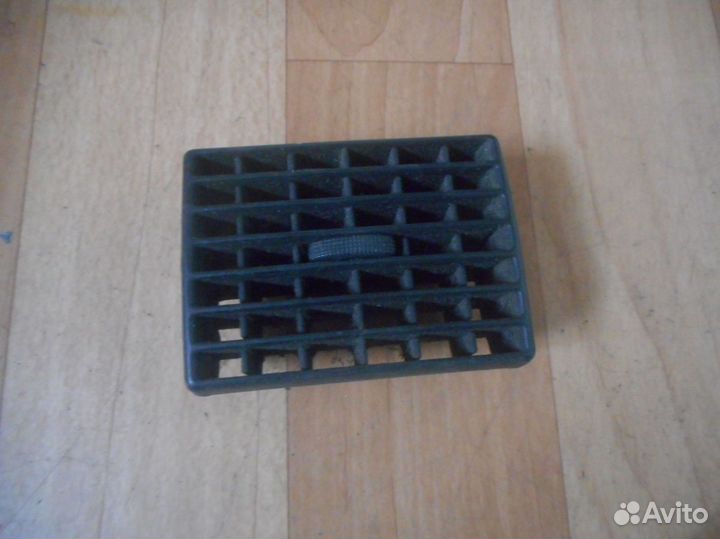 Дефлектор воздушный Audi 90 (B3) (1986-1991)