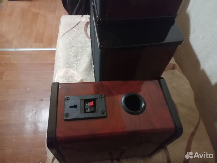 Акустические колонки