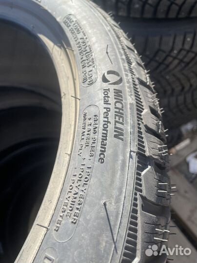 Michelin Pilot Alpin PA5 245/40 R19 98V
