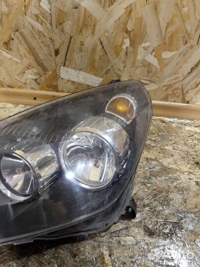 Фара Левая Опель Астра H бу Оригинал