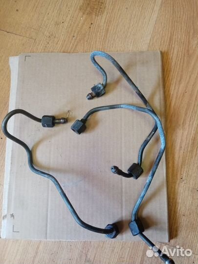 Тойота Карина Е 2л 2С-Т трубки тнвд