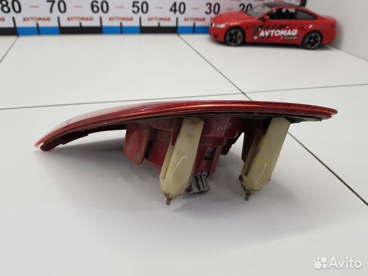 Фонарь задний правый внутренний (Mazda 3)
