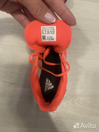 Кроссовки adidas