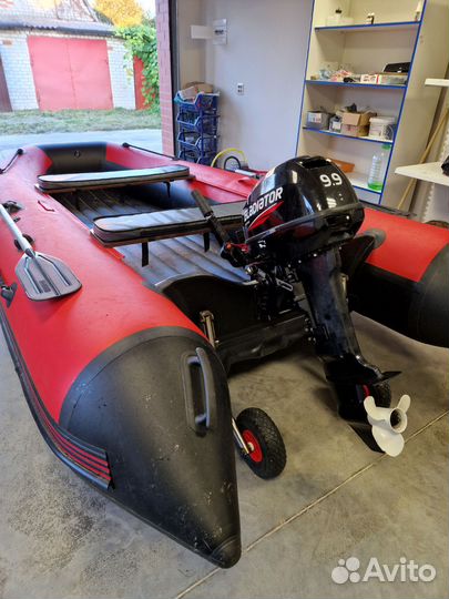 Лодка с мотором