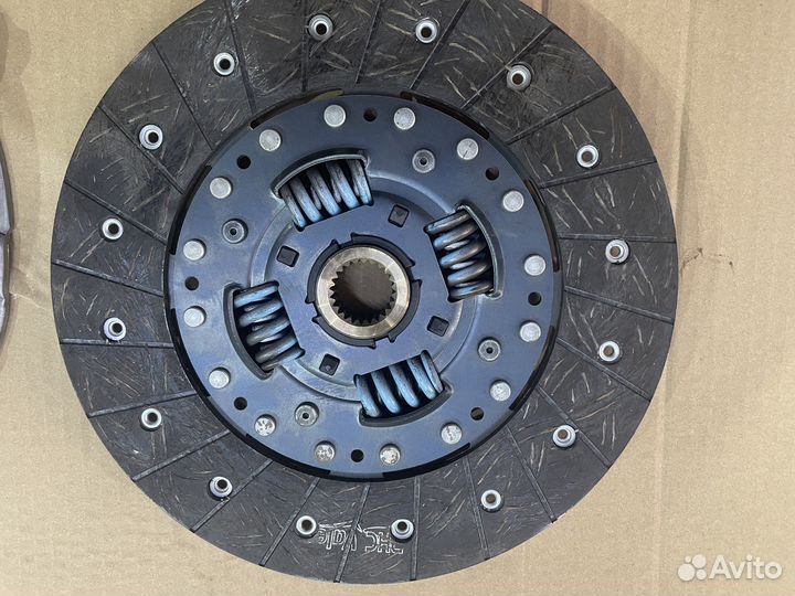 Mitsubishi l 200 сцепление