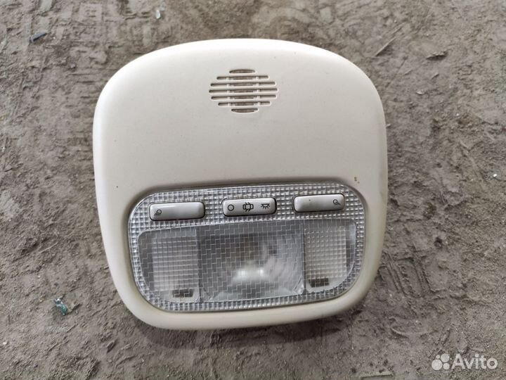 Плафон освещения салона Citroen C4