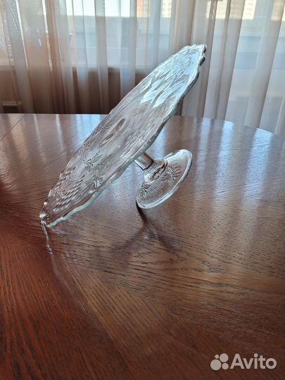 Ваза на ножке