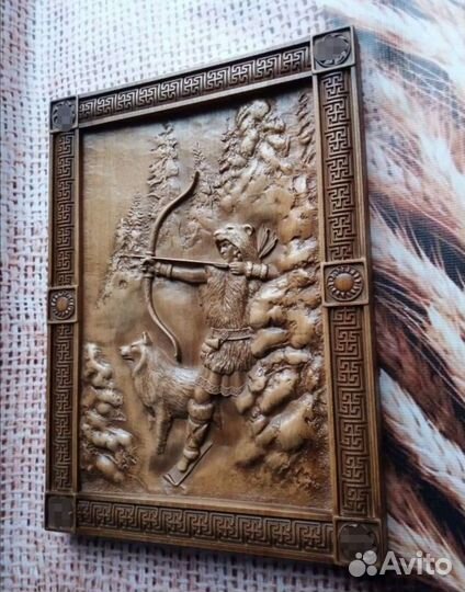 Панно из дерева 