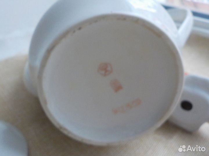 Чайник фарфор Рига знак качества СССР доливной