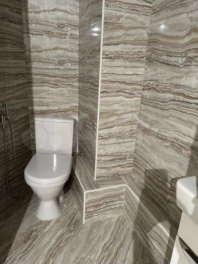 2-к. квартира, 64 м², 11/16 эт.