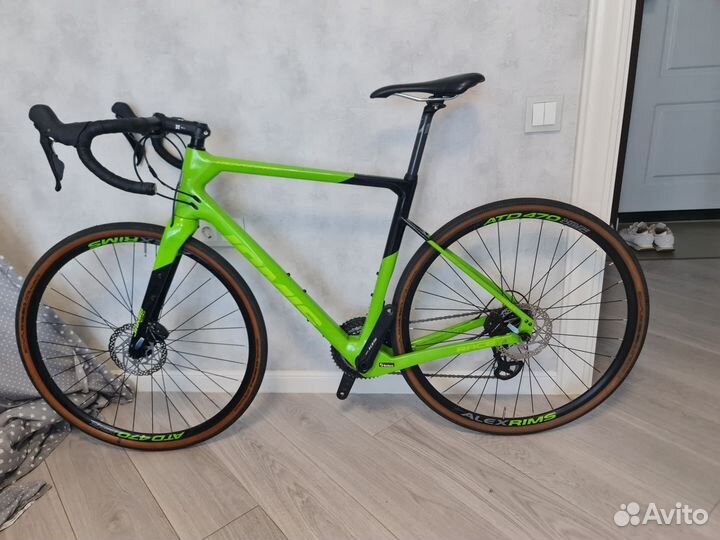 Шоссейный велосипед Jamis Renegade race