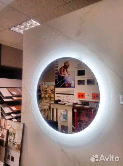 Зеркало с подсветкой