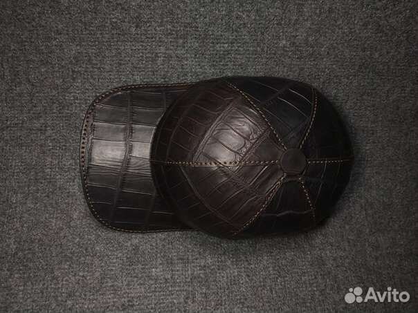 Кепка кожаная