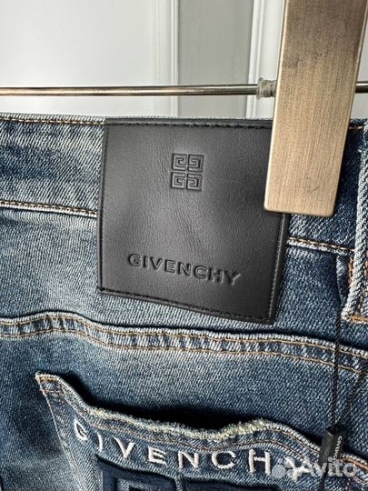 Джинсы мужские Givenchy