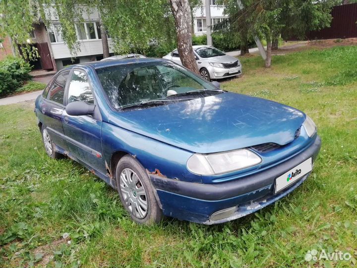 Renault Laguna 2.0 МТ, 1995, битый, 100 000 км