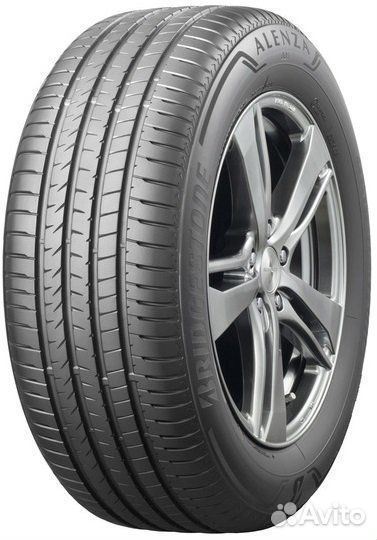 Bridgestone Alenza 001 215/60 R17