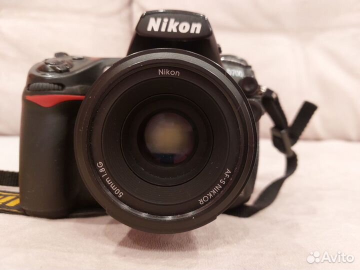 Полнокадровый Nikon D700