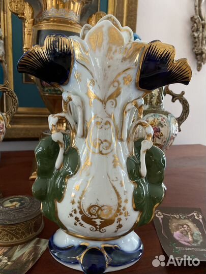 Антикварная ваза. Старый Париж