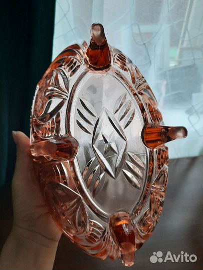 Вазочка Фруктовница на ножках розалиновое стекло