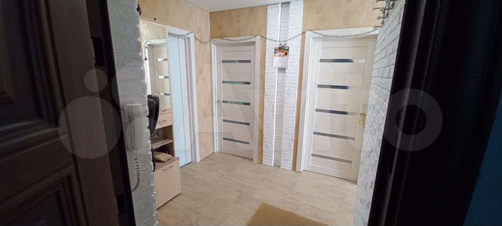 3-к. квартира, 60 м², 1/5 эт.