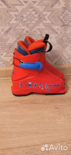 Горнолыжные ботинки детские 18