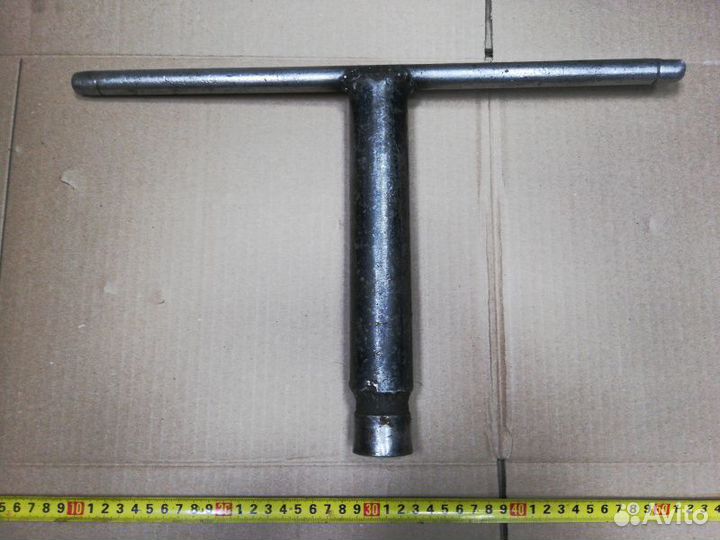 Ключ шестигранный S 32 * 32