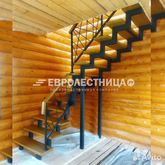 Лестница на второй этаж под ключ