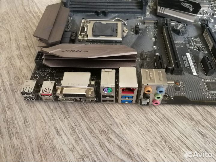 Материнка Asus B250F Strix Gaming + CoffeeMod