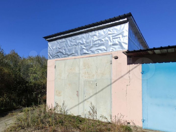 Гараж, > 30 м²