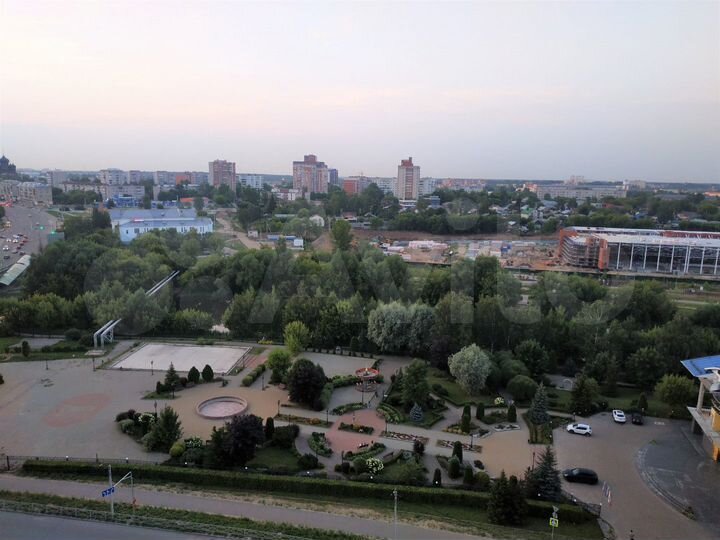 2-к. квартира, 74 м², 13/18 эт.