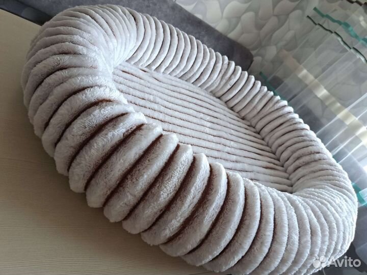 Лежанка для собак