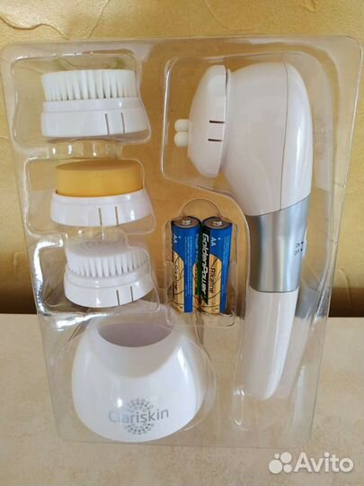 Clariskin аппарат для ухода за кожей лица