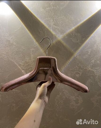 Вешалки плечики