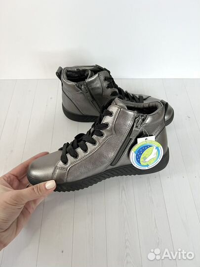 Новые ботиночки Капика нат.кожа