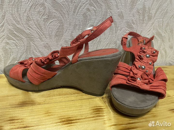 Босоножки женские 36 размер