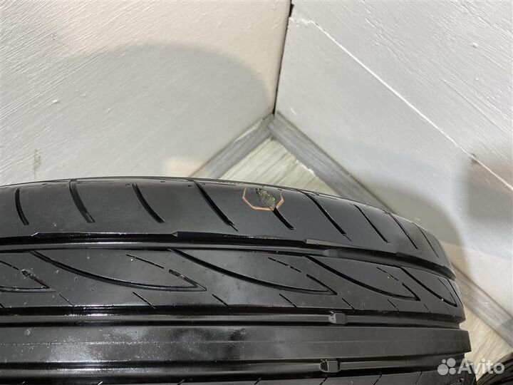 Yokohama Advan Fleva V701 225/45 R18 95W