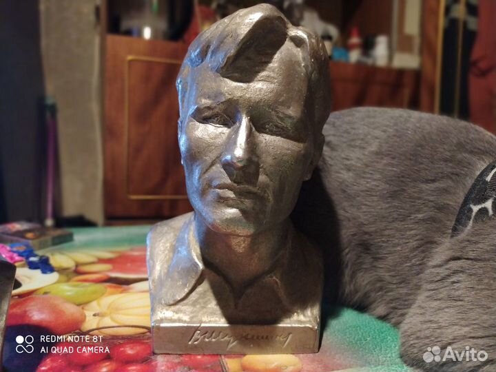 Бюсты, силумин, фарфор