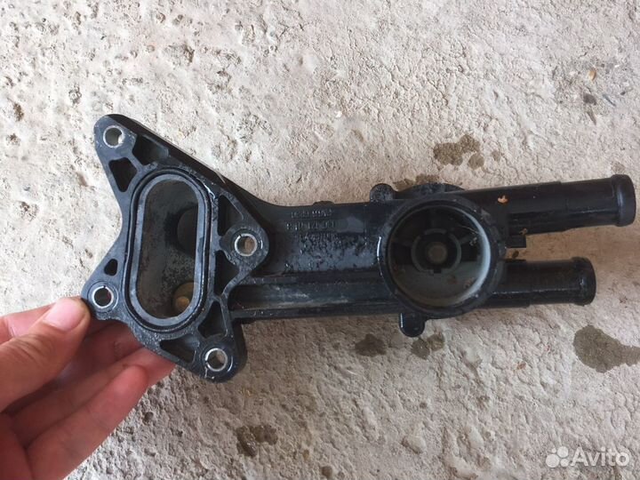 Корпус термостата для Шкода Фольксваген