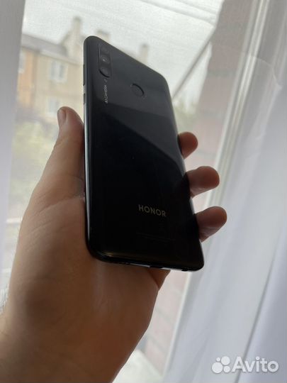 HONOR 20e, 4/64 ГБ