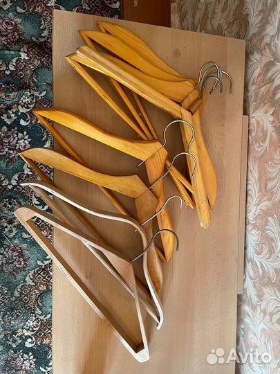 Вешалки плечики