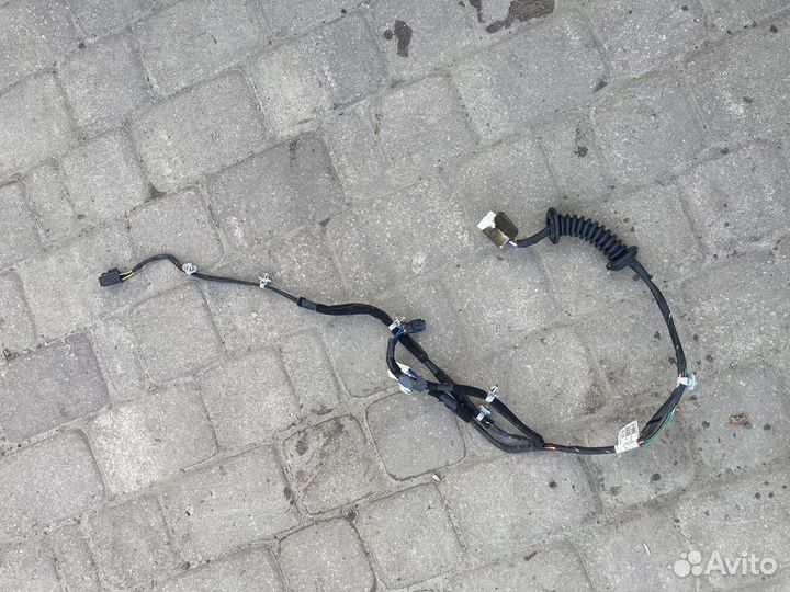 Проводка задней двери Hyundai accent