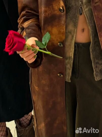 Кожаный тренч женский