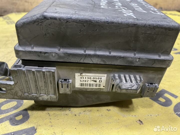 Блок предохранителей Mitsubishi Lancer 9