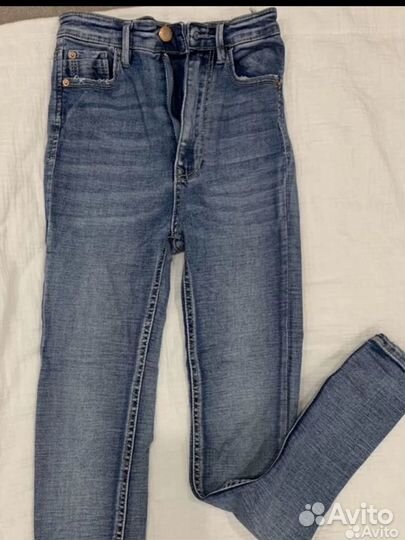 Джинсы