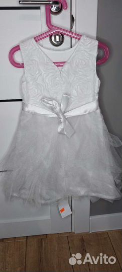 Платье новое 104, 110