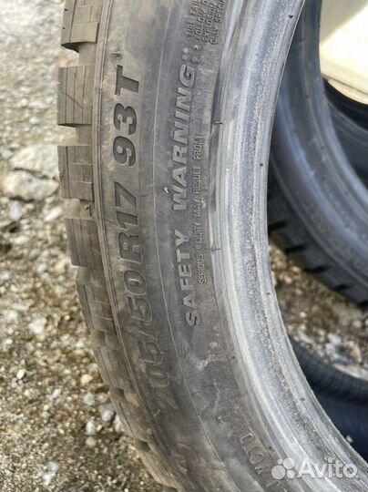 Marshal WinterCraft Ice WI31 205/50 R17 93