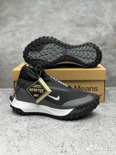 Nike ACG Mountain Fly Gore-Tex Black White