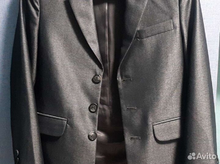 Пиджак на мальчика 140