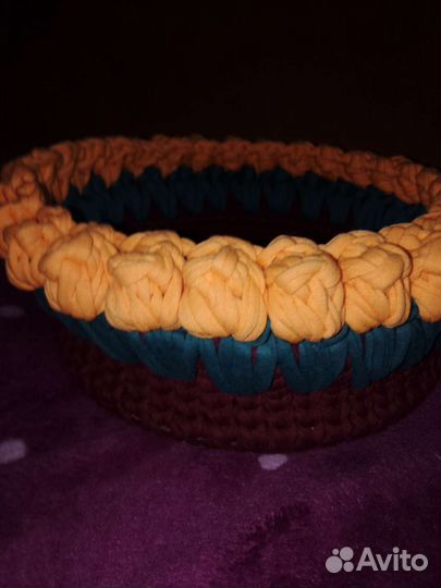 Корзина вязаная