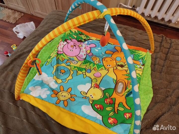 Развивающий коврик
